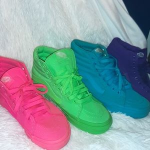 Neon Van's Off The Wall Collection